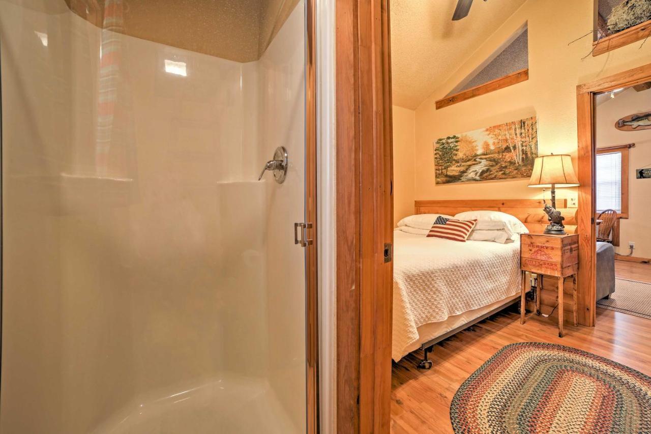 Branson Cabin With Deck Near Table Rock Lake! Extérieur photo